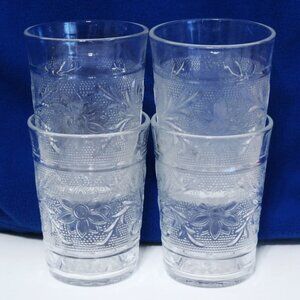SET OF 4 VINTAGE 4" CLEAR ANCHOR HOCKING SANDWICH GLASSES 8 Ounces About 4" Tall